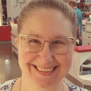 Meet your Posher, Melanie